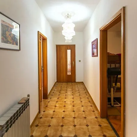 Apartman Mare *
